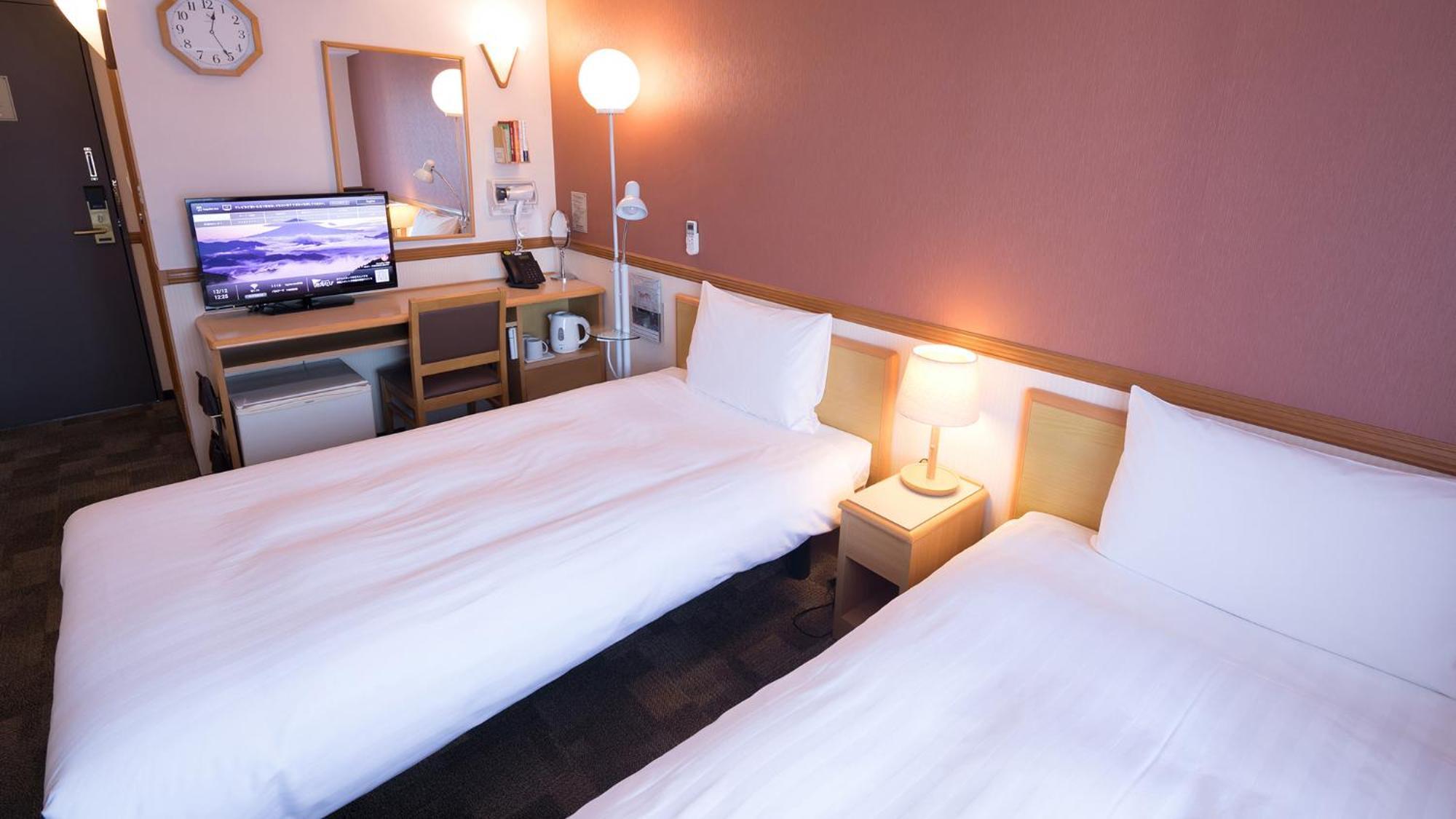 Toyoko Inn Aizuwakamatsu Ekimae Номер фото